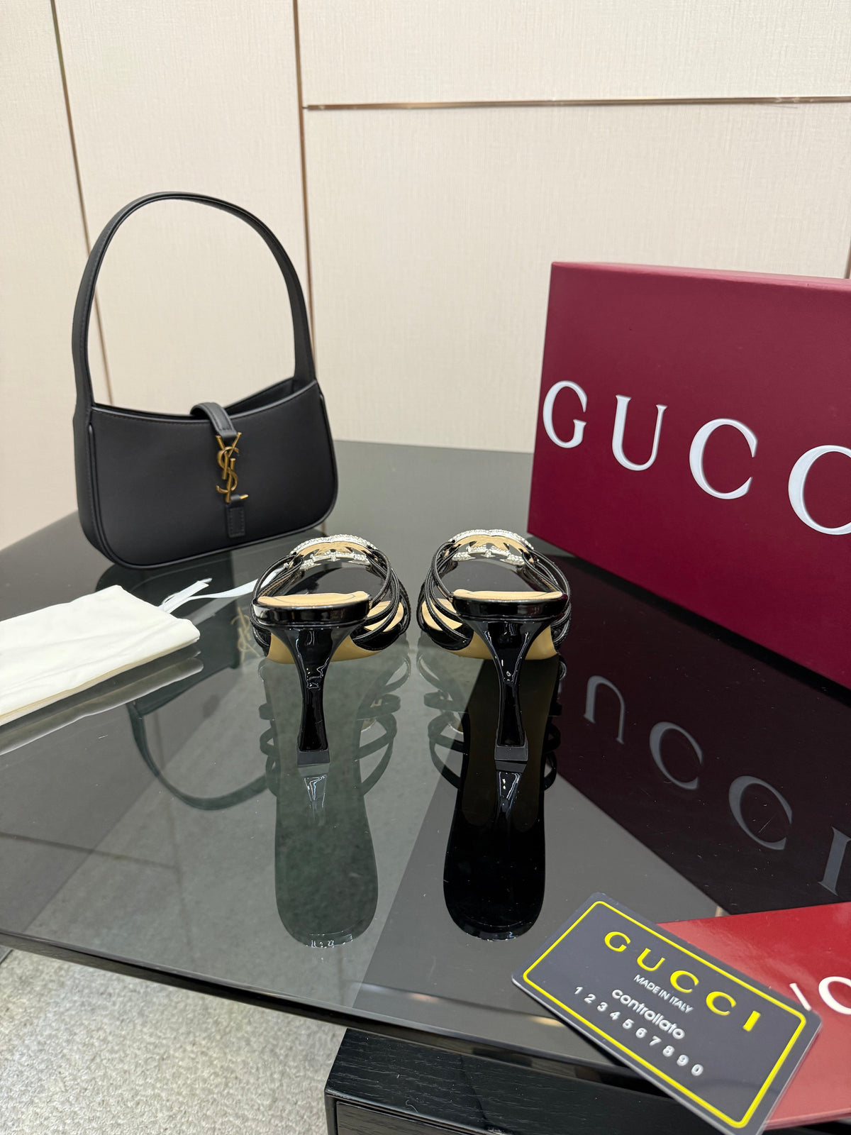 Women's Slide 85mm With Crystal Interlocking G Black Patent Leather