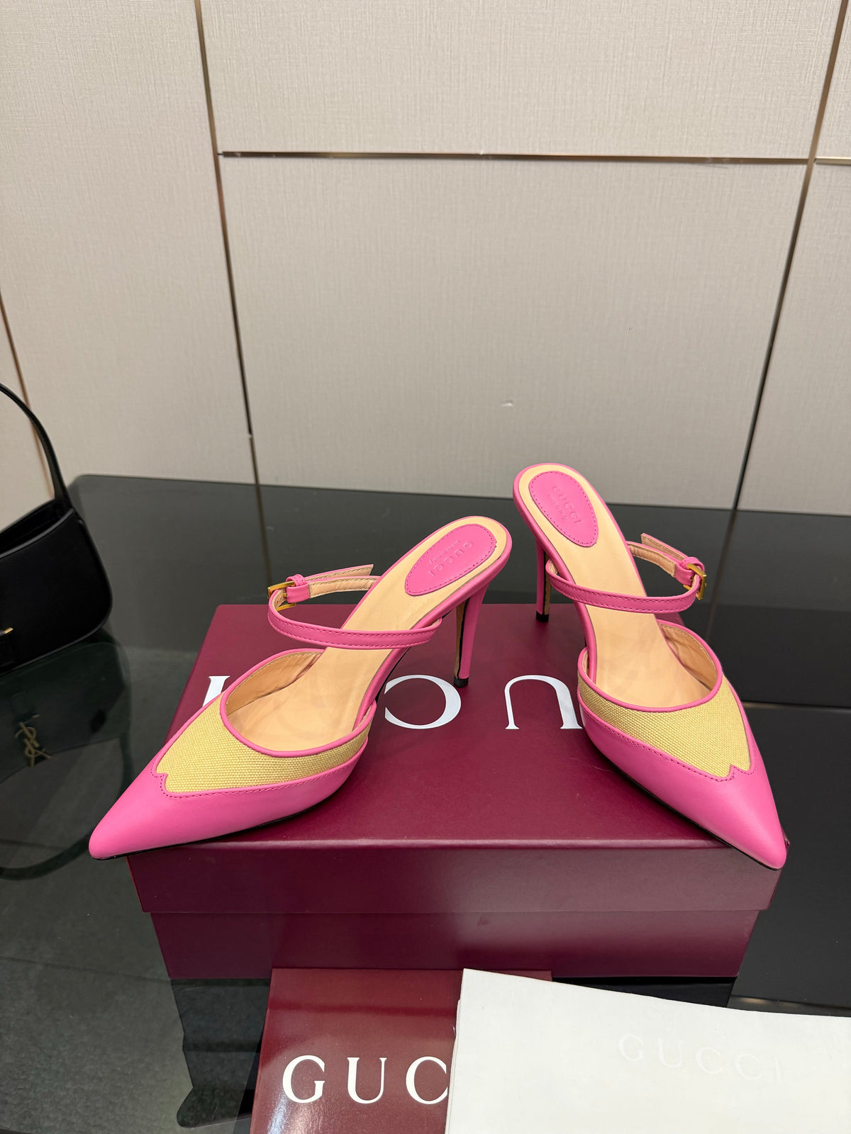 GG Pointed-Toe Mules 9.5cm Pink Cowhide 725304