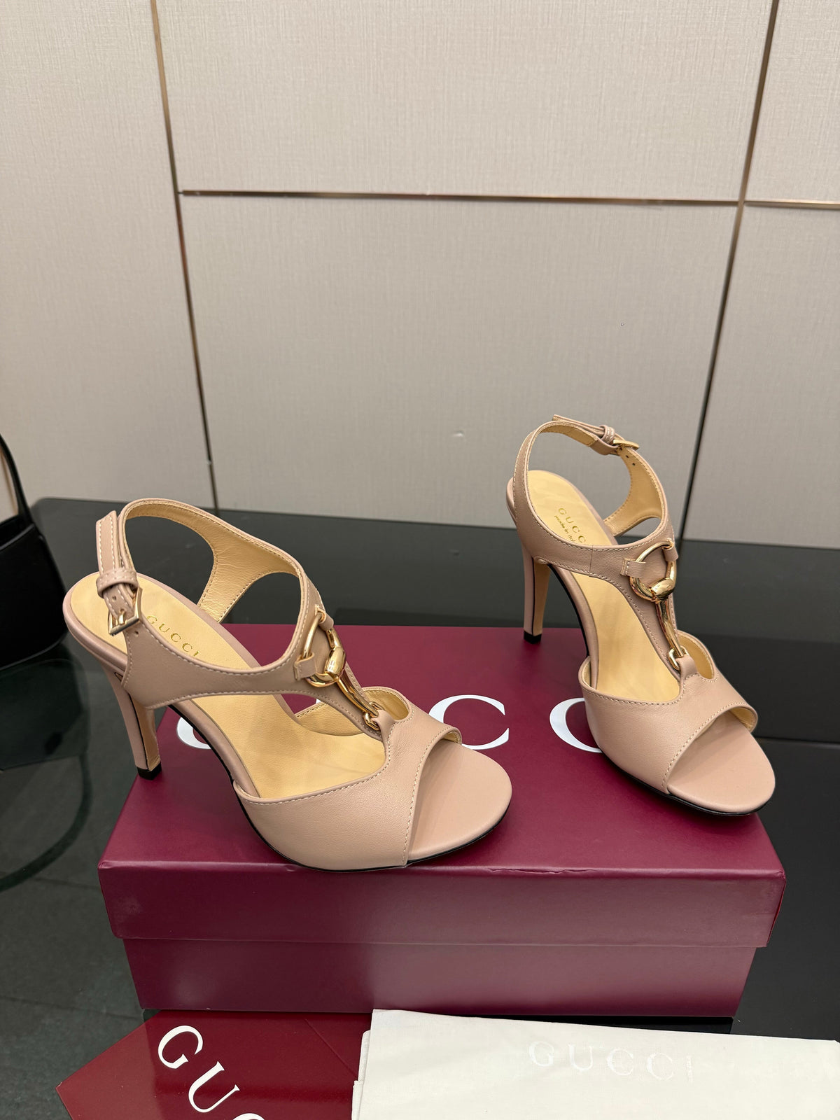 GG G-Buckle High-Heeled Sandals 10.5cm Beige  Cowhide 725306
