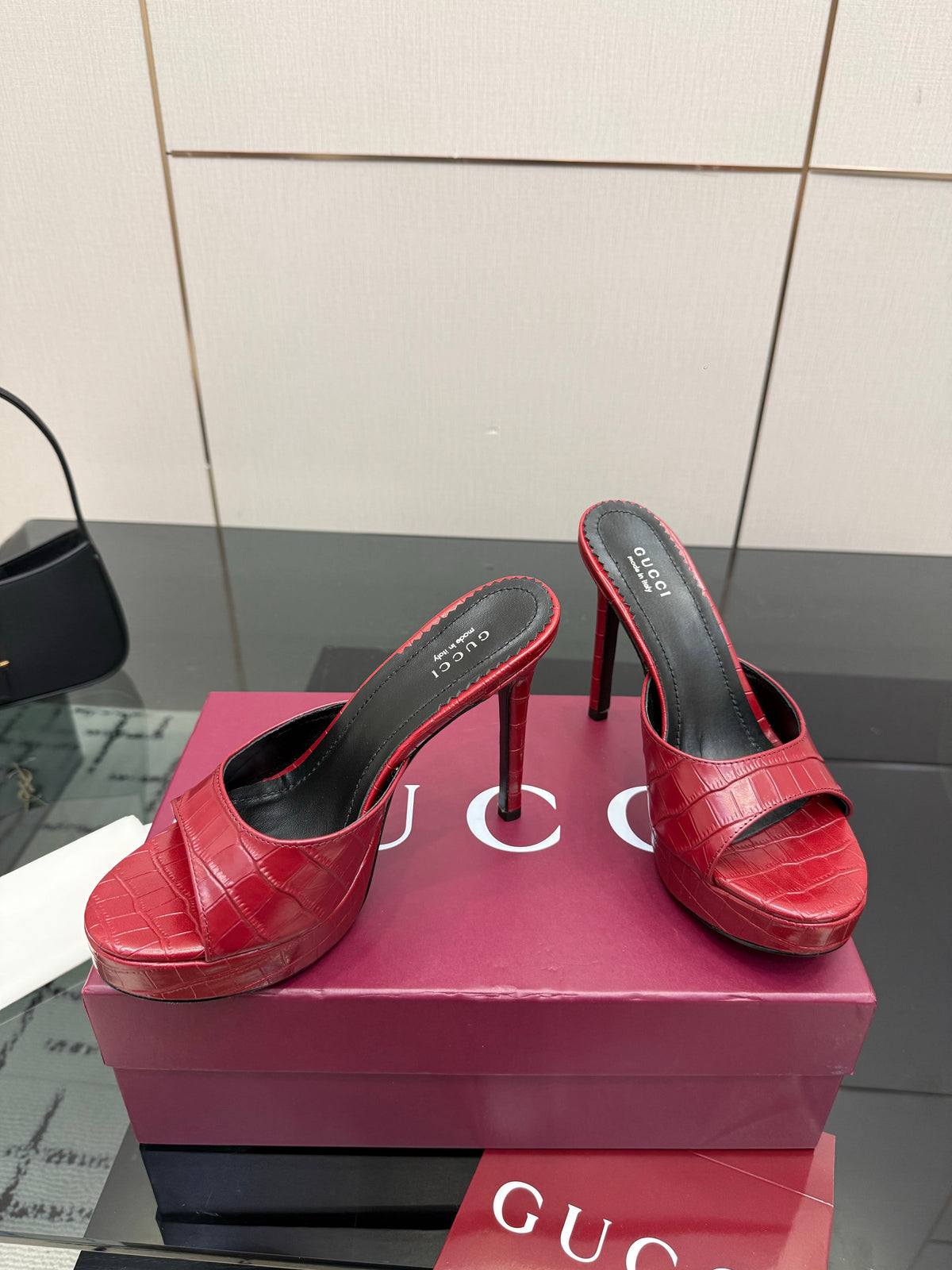 GG 26s Sandal 12cm Burgundy Embossed Leather 828215
