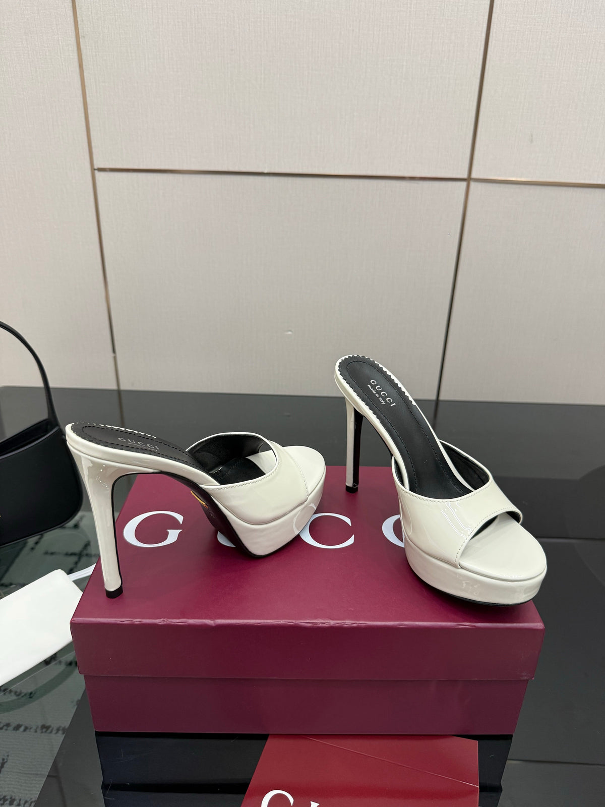 GG 26s Sandal 12cm White Patent Leather 828218