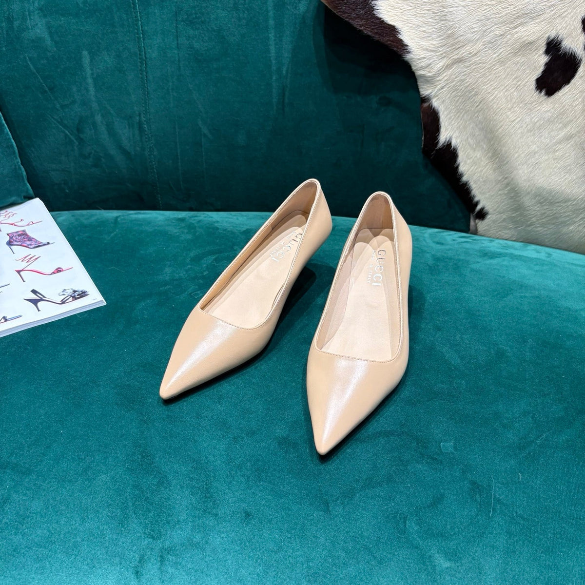 GG Pointed-Toe Slingback Light Beige Leather 741257