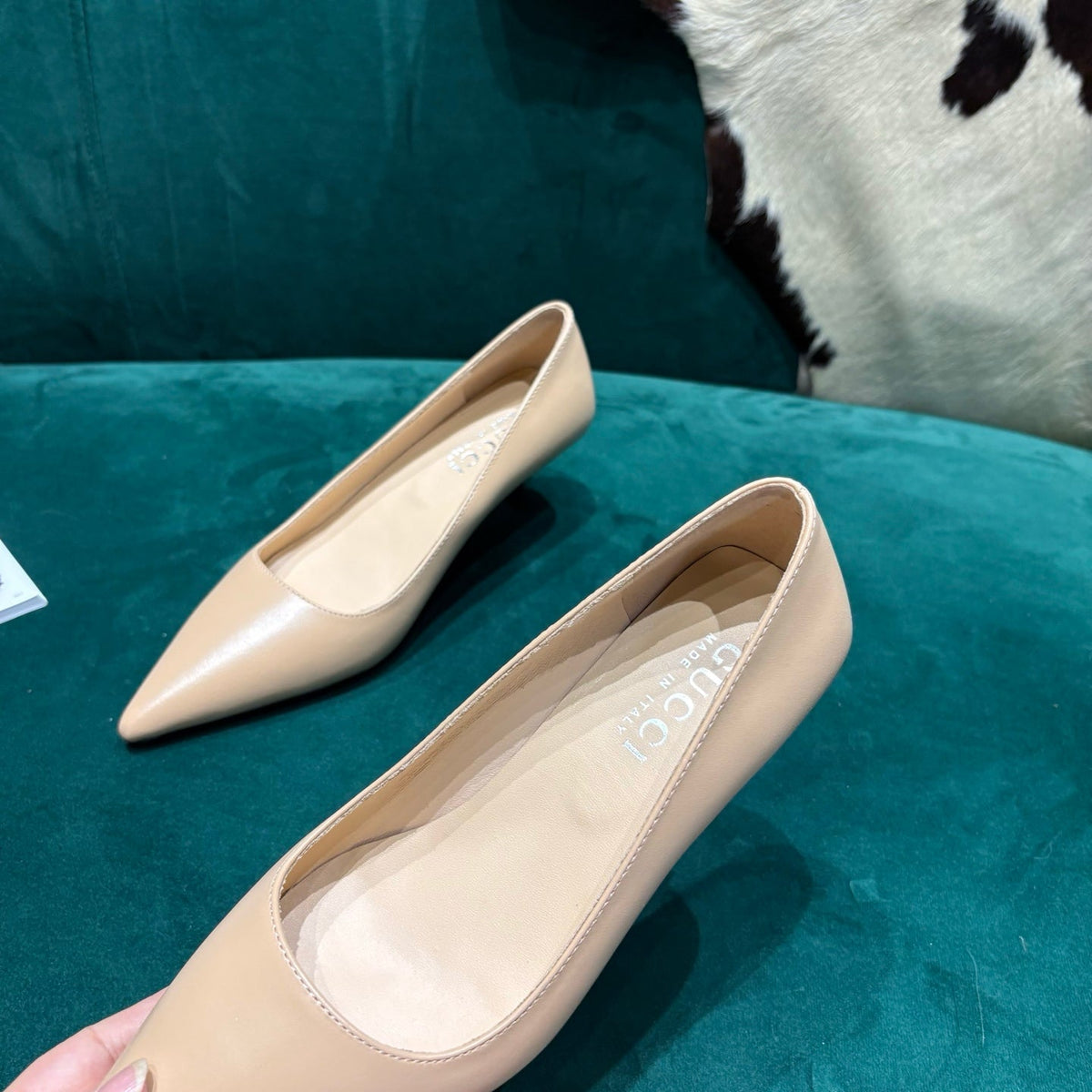 GG Pointed-Toe Slingback Light Beige Leather 741257
