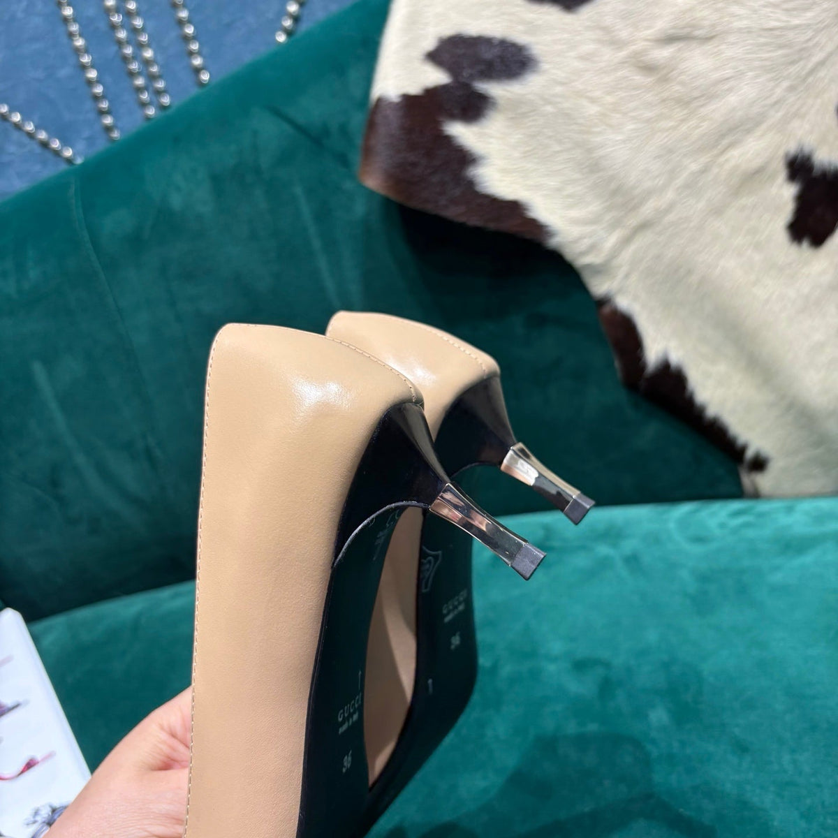 GG Pointed-Toe Slingback Light Beige Leather 741257