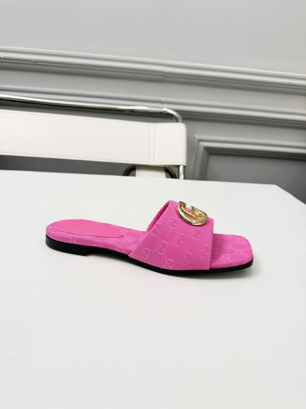 GG 2026 Early Spring Mule Hot Pink Canvas Sheepskin 688515