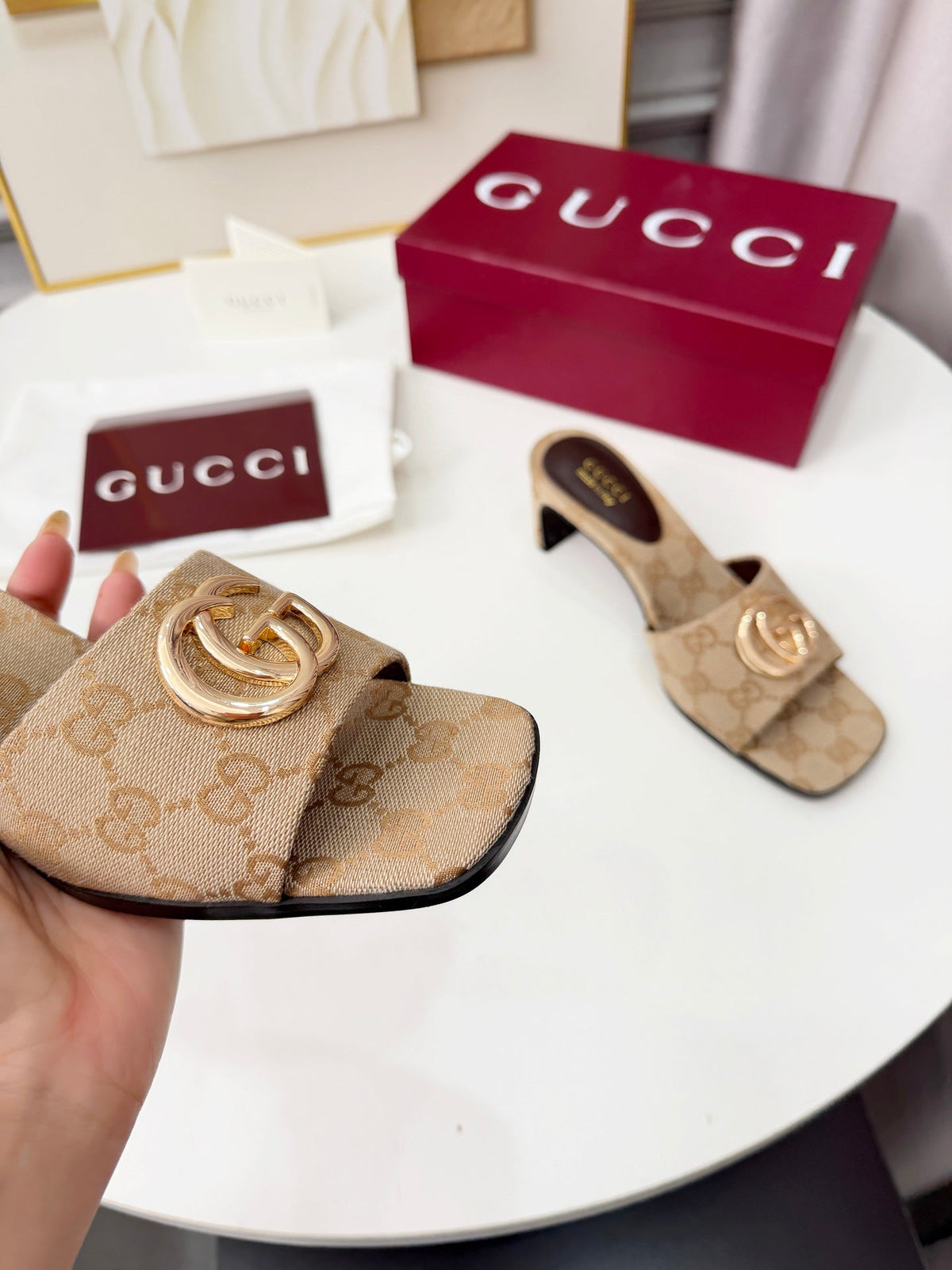 GG 2026 Early Spring Sandals Beige Canvas Sheepskin 688526