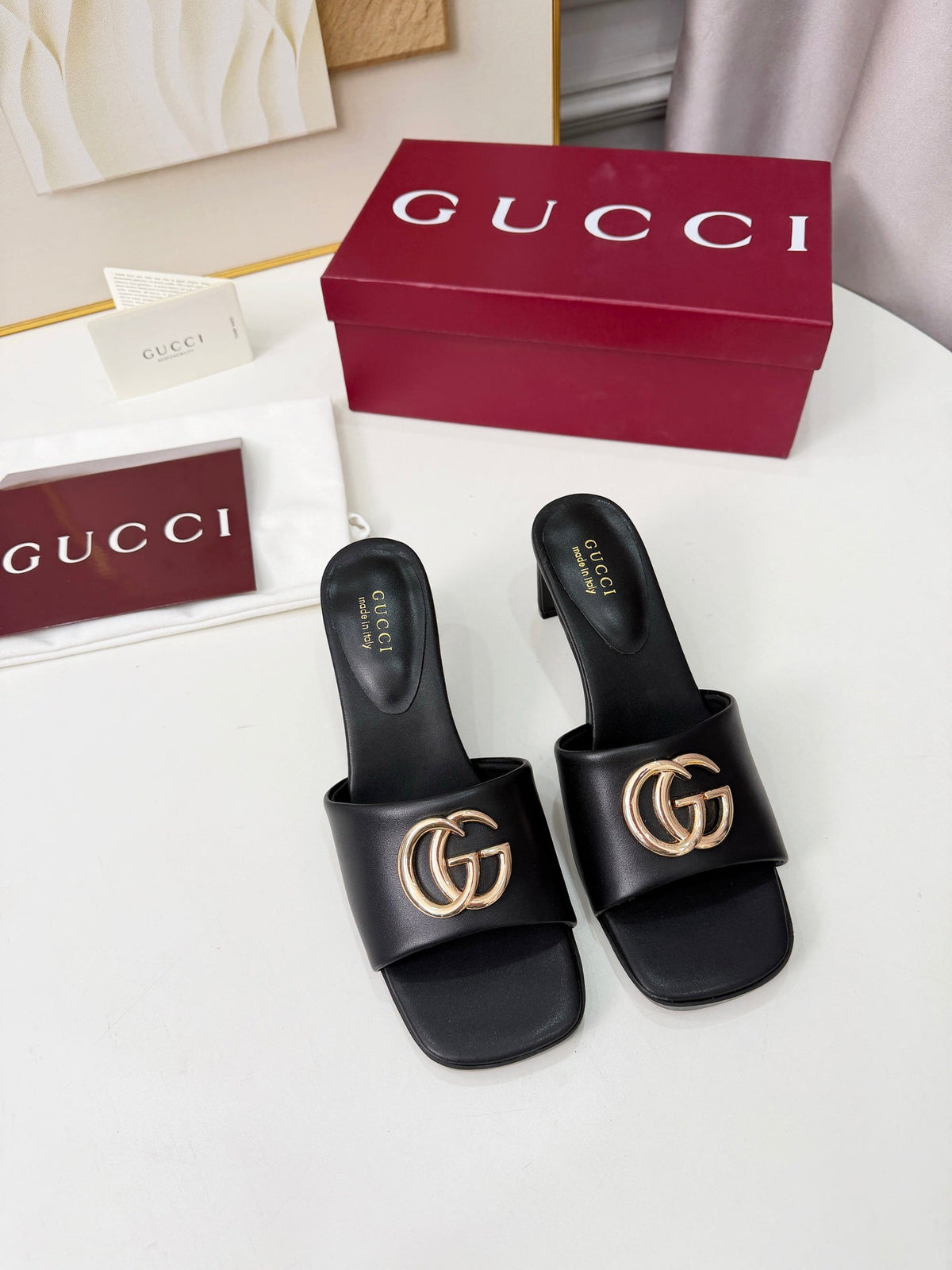 GG 2026 Early Spring Sandals Black Sheepskin 688534