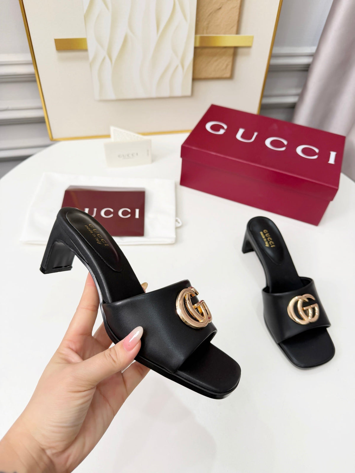 GG 2026 Early Spring Sandals Black Sheepskin 688534