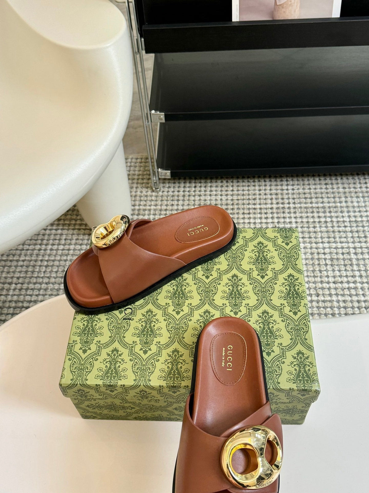 WOMEN'S SLIPPER IN BRONZE BROWN CALFSKIN