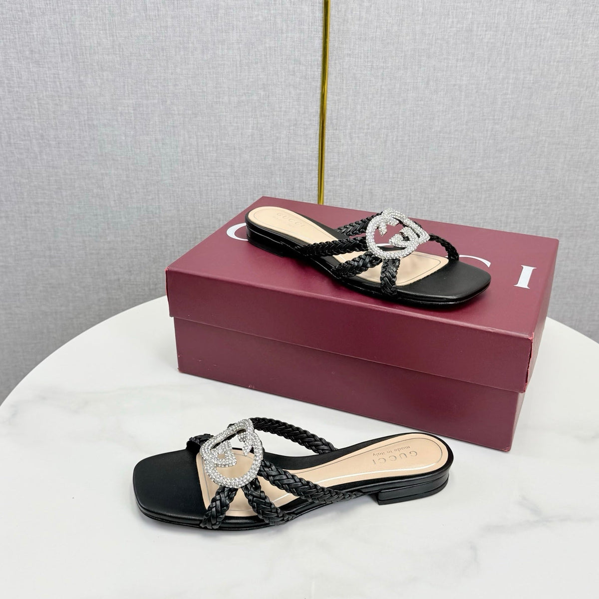 GG 26s Slippers With Crystal Interlocking G Black Leather 639929