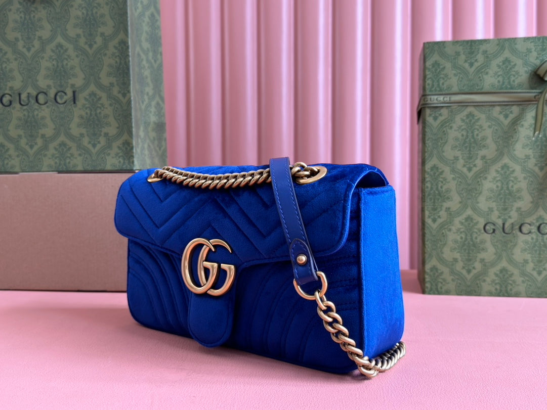 Gucci Marmont Flapbag 26 Blue Velvet