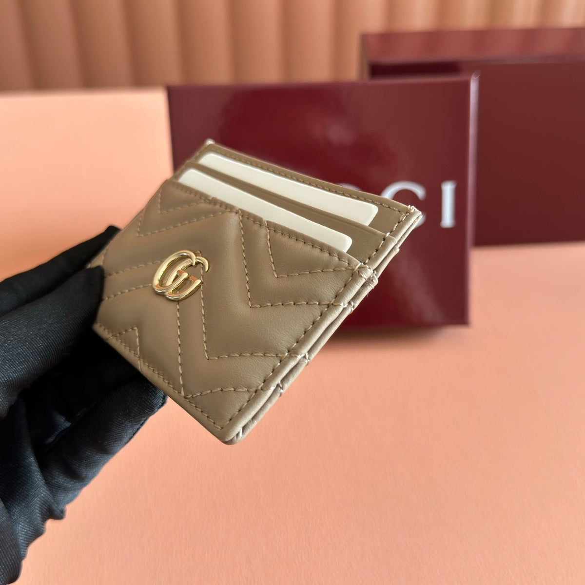 GG Marmont Card Holder Beige Matelassé Leather