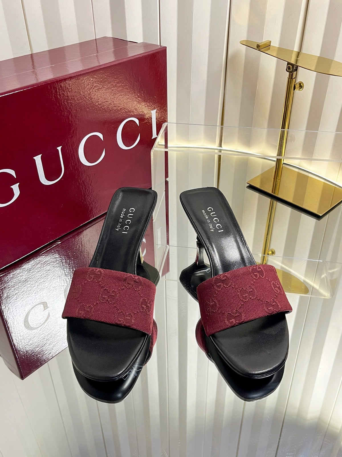 GG 26s Bombshell Crystal Sandal 5cm Black Burgundy Canvas Leather 768156