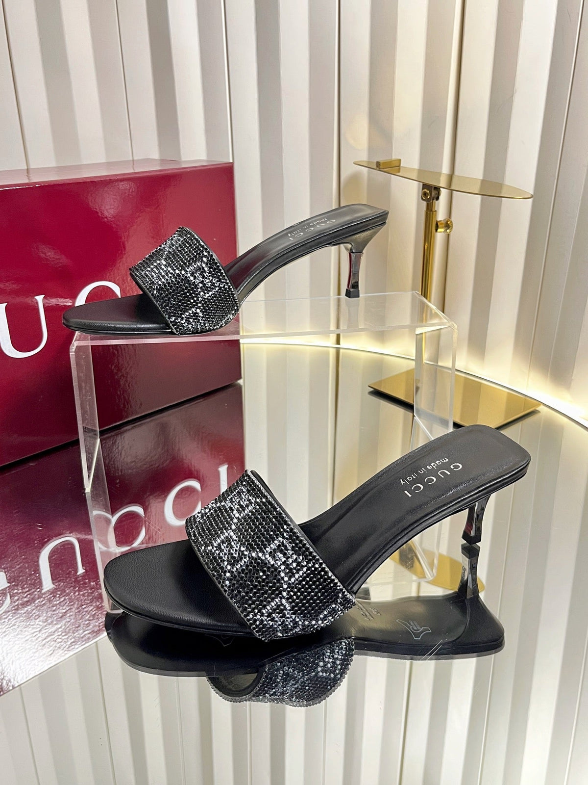 GG 26s Bombshell Crystal Sandal 5cm Black Mesh Leather 768159