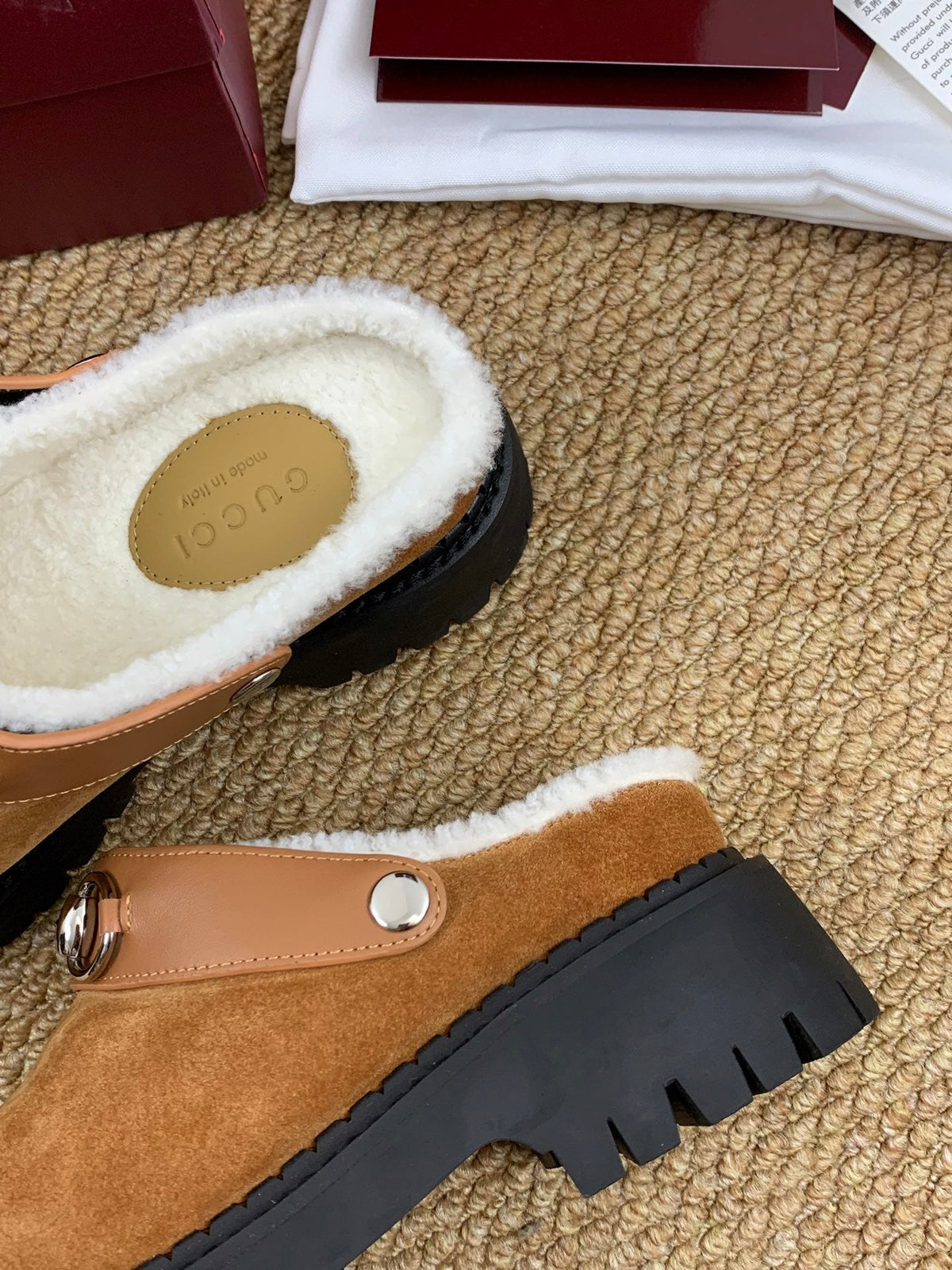 Gucci FW 25 Horsebit Suede Clog Camel  Suede with Shearling 506444