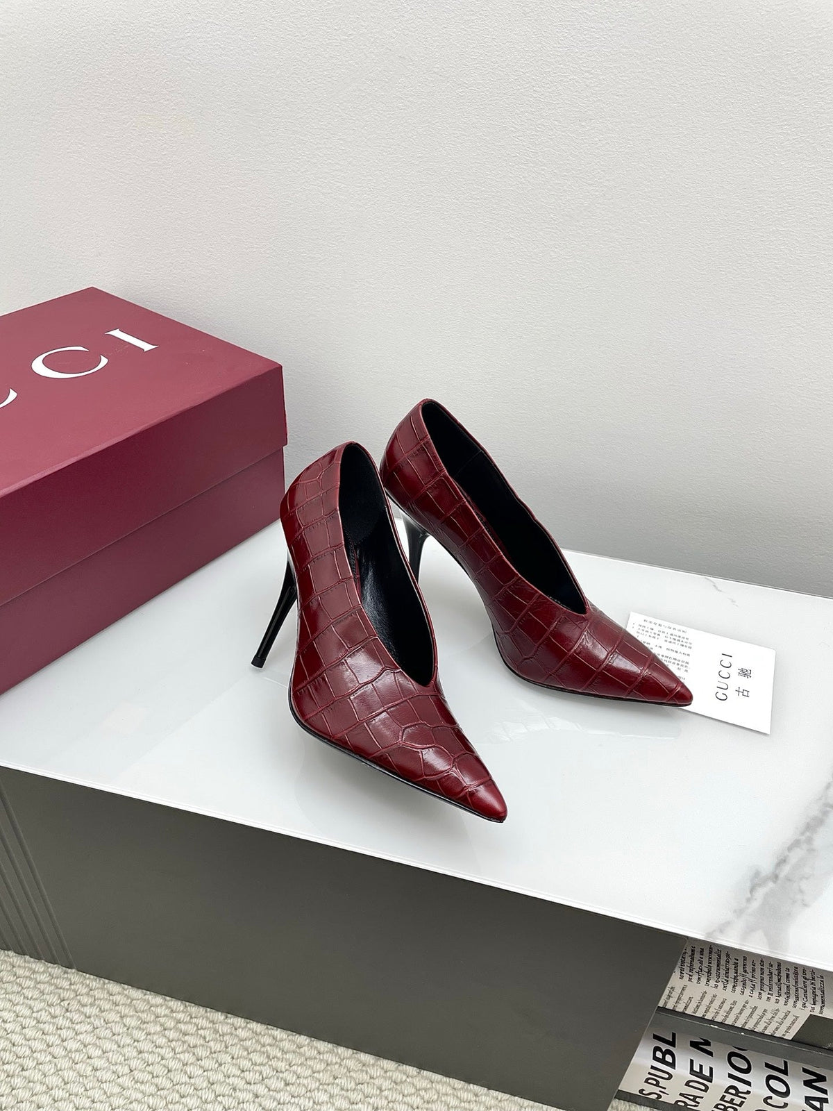 GG 25Ss Crocodile Pattern Pointed Toe High Heels Burgundy Leather 511496