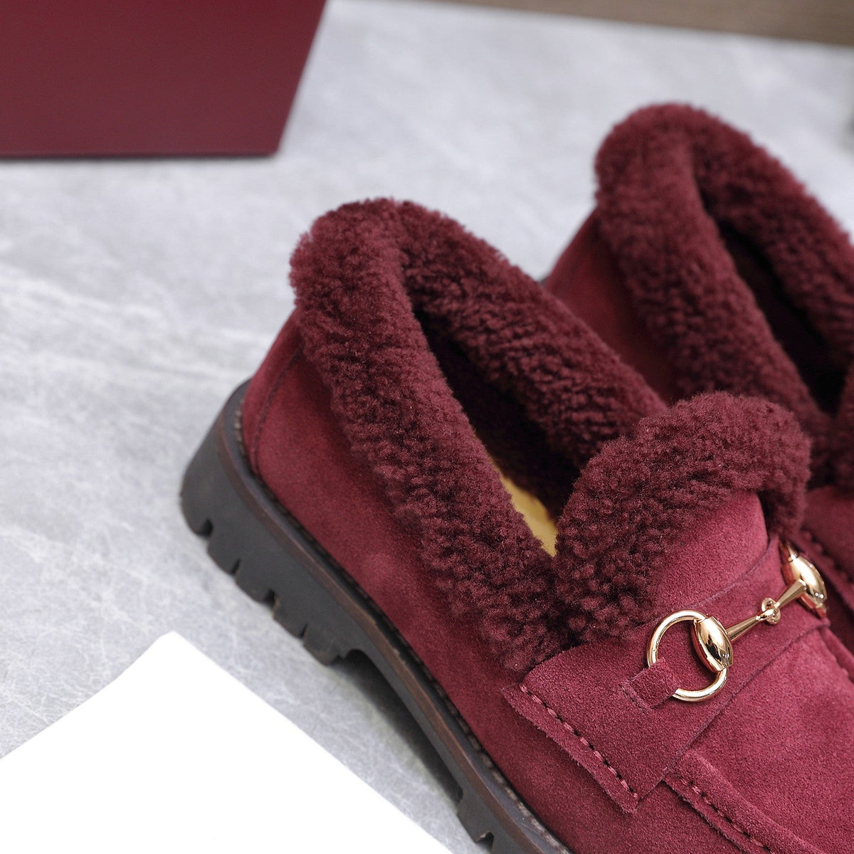 GG Women's Loafer Horsebit Red Suede Shearing 547324