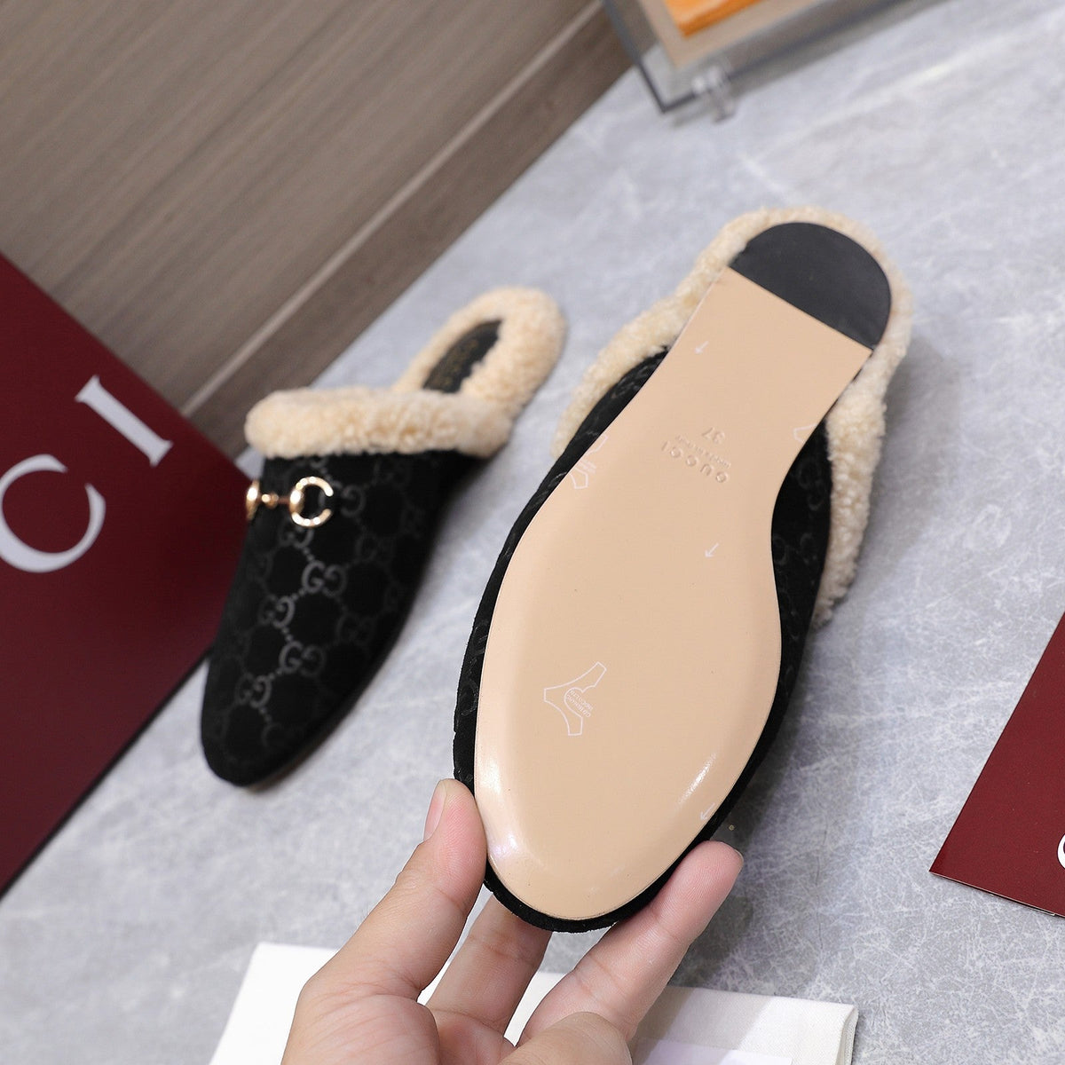 GG Horsebit Mules with Black Insole Suede Shearing 547331