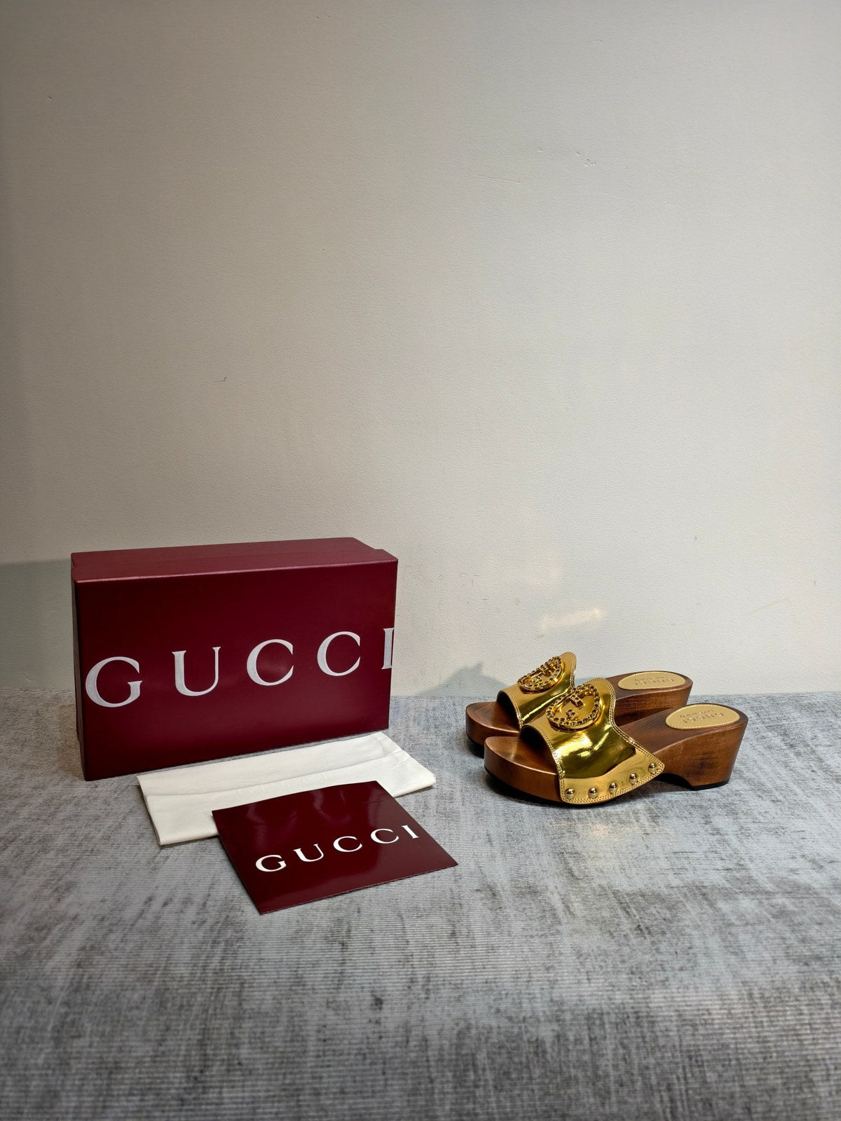 GG Clog Gold Leather 864268