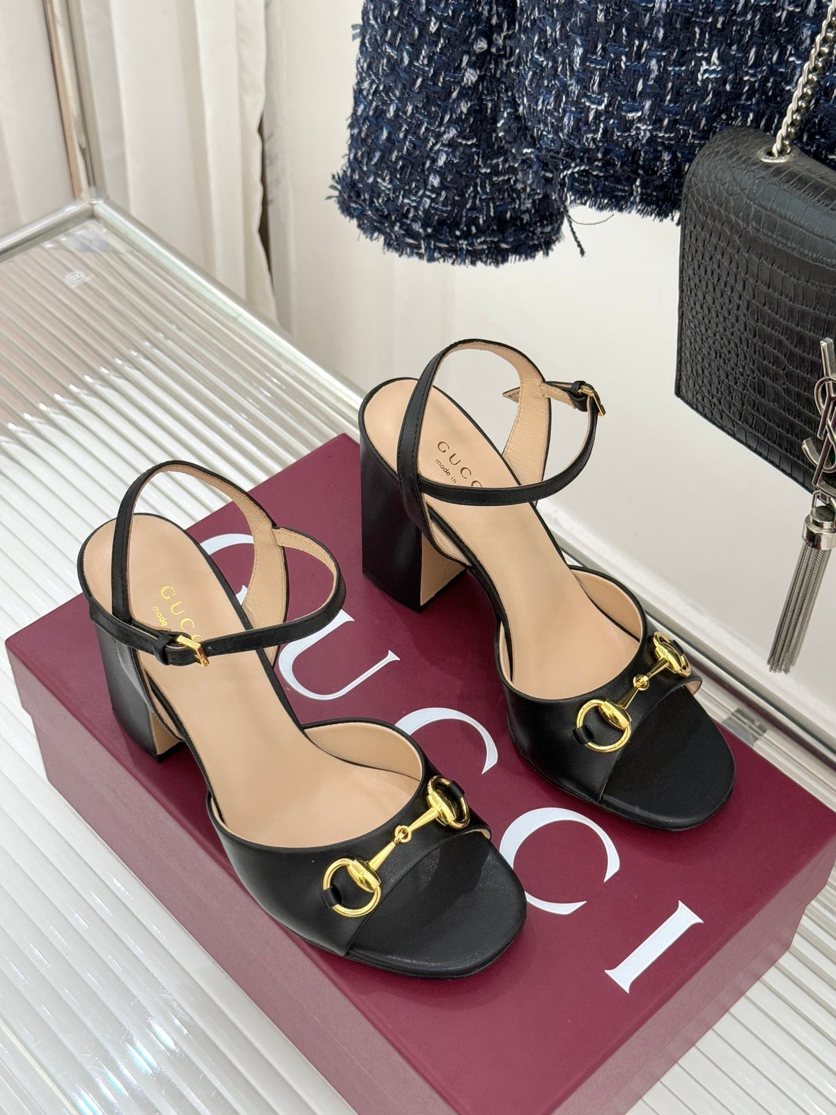 GG 26WF Chunky Heel Sandals 5cm Black Sheepskin 632556