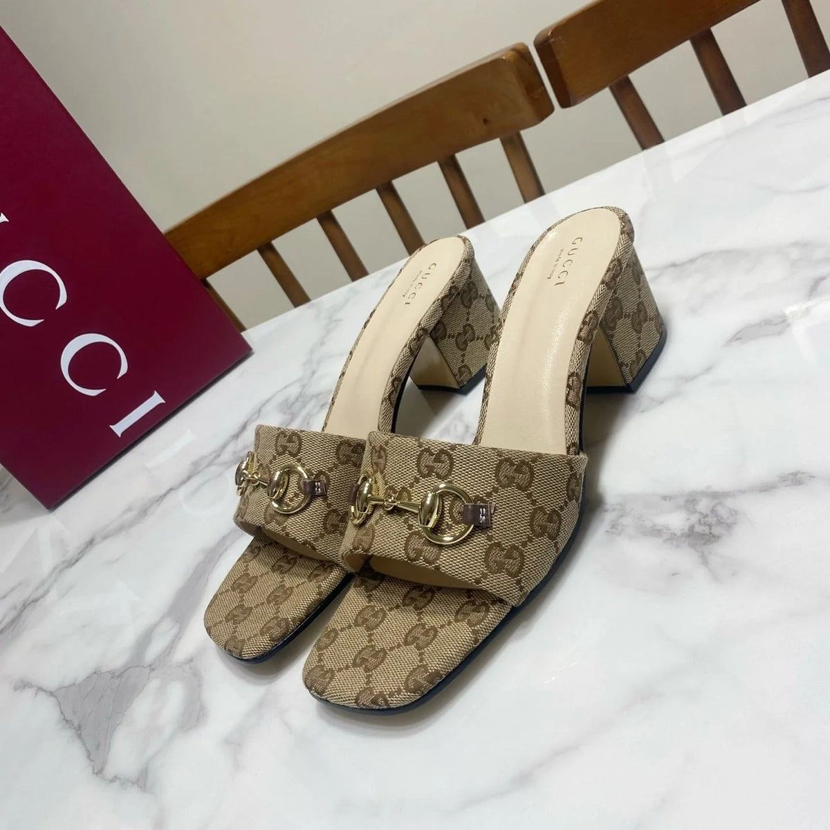 GG 26SS Chunky Heeled Sandals 65 Beige White Canvas Leather 640621
